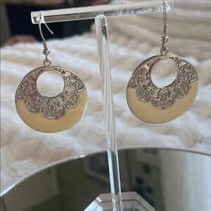 Elegant Silver and Cream Earrings